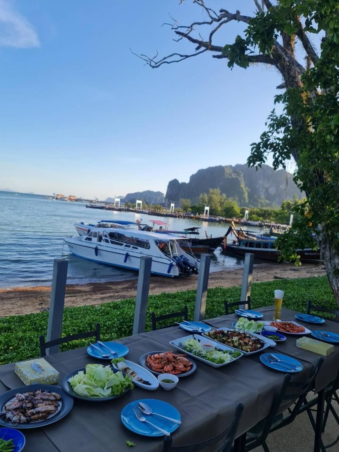 Chom By The Sea Hotel Ao Nam Mao